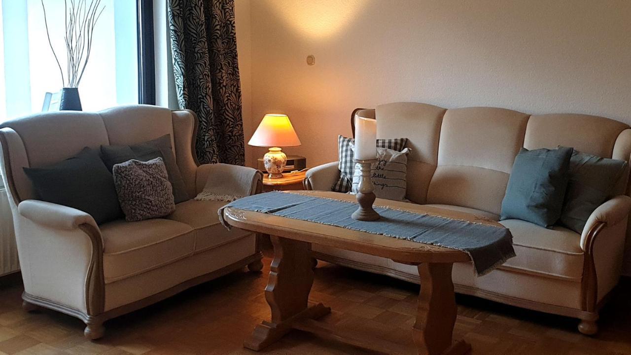 Ferienwohnung Mit Terrasse, Kostenloses Wlan, Parkplatz Bad Oeynhausen Exterior photo